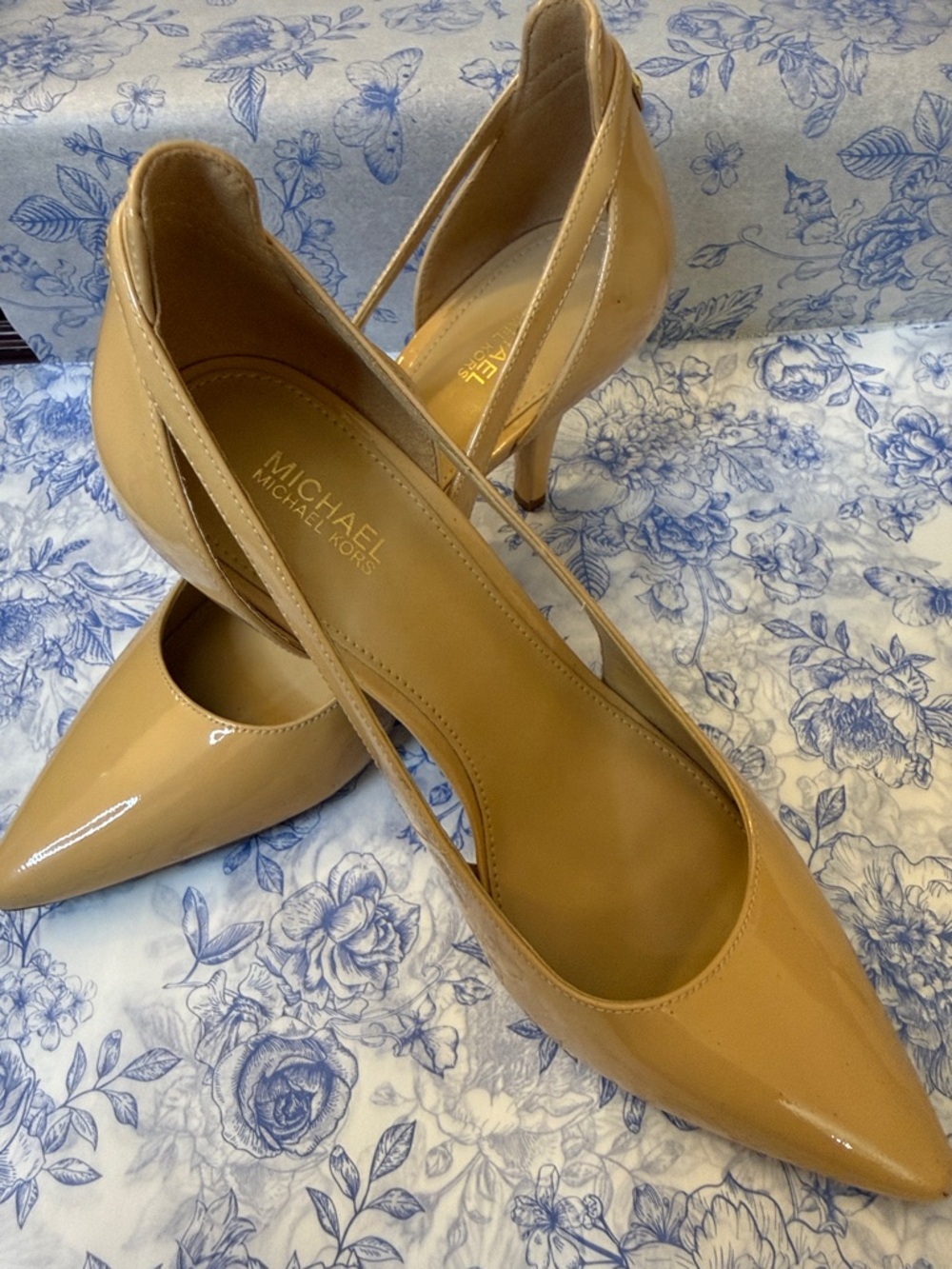 MICHAEL Michael Kors Tan Patent Pointed-Toe Slingback Pumps